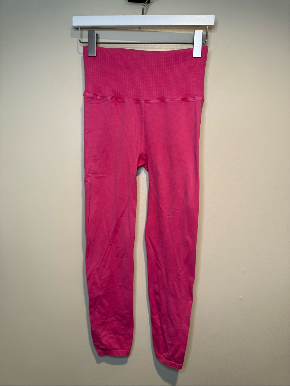 FP Movement by Free People Good Karma leggings M/L hot pink